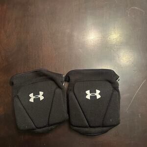 Black white under armour